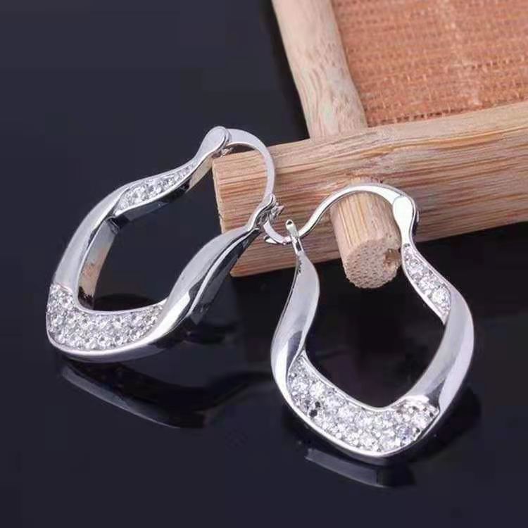 Stylish elegant simple earrings full of diamond geometry irregular personality zircon earrings